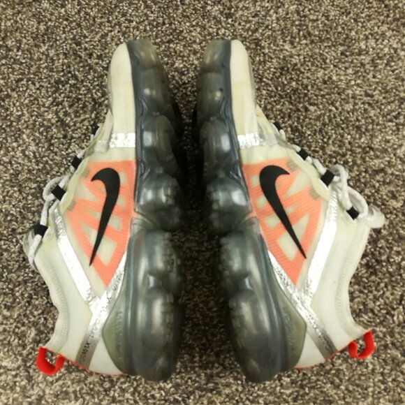 vapormax platinum orange